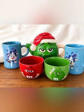 Vintage M&M’s & Hershey’s Character Mug Bundle | Candy Collectible Cups + Teapot